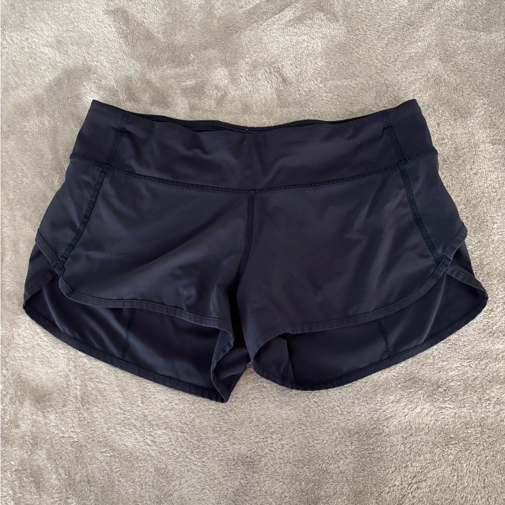 Lululemon Speed Up Short Sz 6 Navy 2.5” inseam low rise